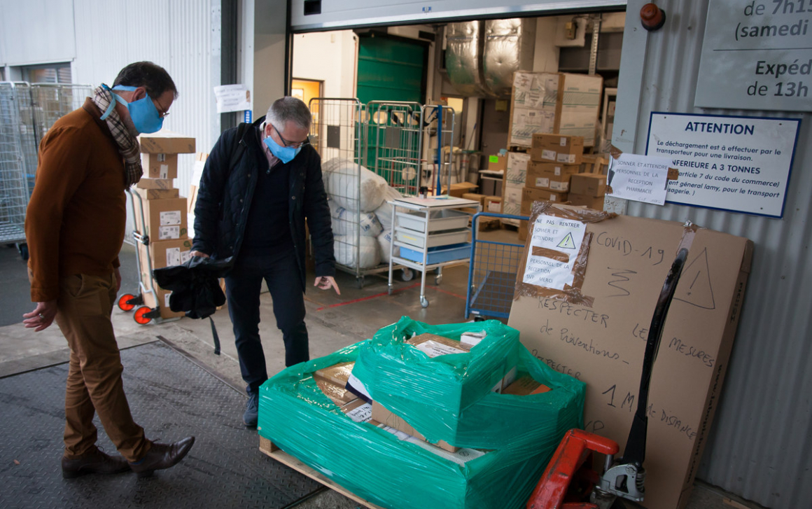 Anti-Covid19 face masks in Atlantic France