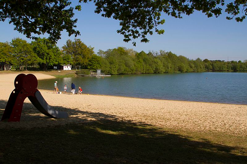 Le Mans - Domaine du Houssay beach