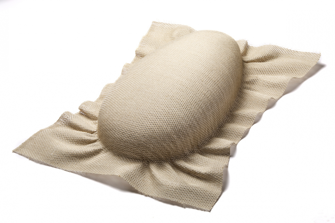 Varian, a moulded textile made from flax threads and vegetable resin PLA