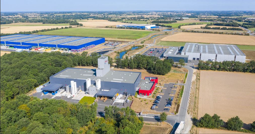 Land for sale at MONTAIGUVENDÉE Business solutions Atlantic France